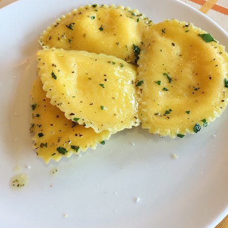 Images Ristorante Pizzeria Il Tiglio di Guala Paola 6 C. Sas