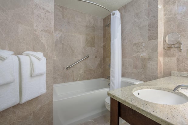 Images Holiday Inn Cape Cod - Hyannis by IHG