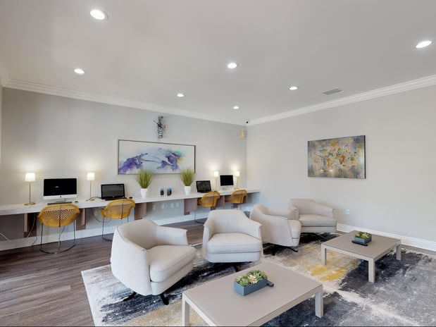 Images Advenir at Aventine