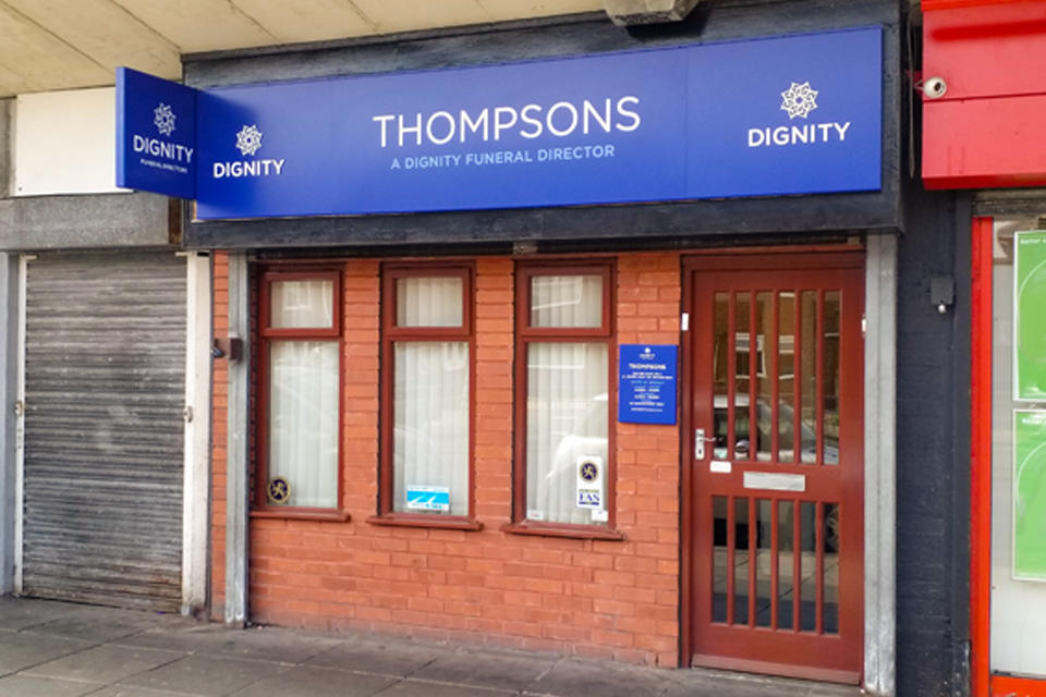 Images Closed - Thompsons Funeral Directors
