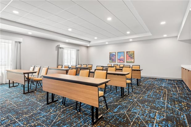 Images Hampton Inn and Suites by Hilton Intercourse