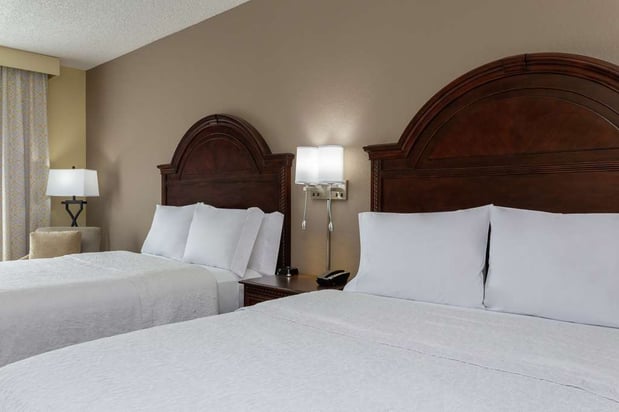 Images Hampton Inn & Suites Wellington