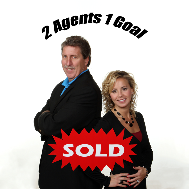 2 Agents, 1 Goal