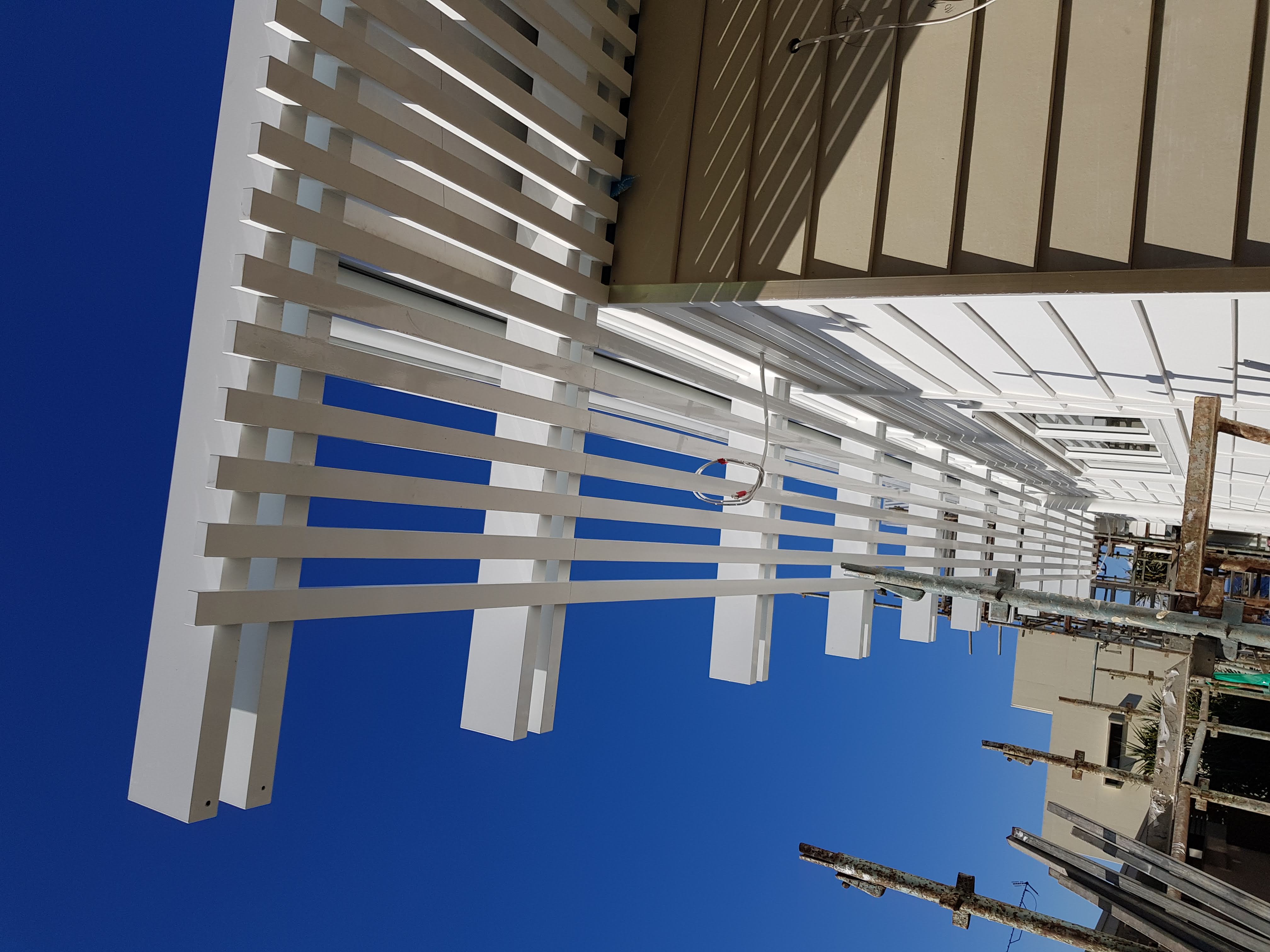 Images Total Vision Pool Fencing