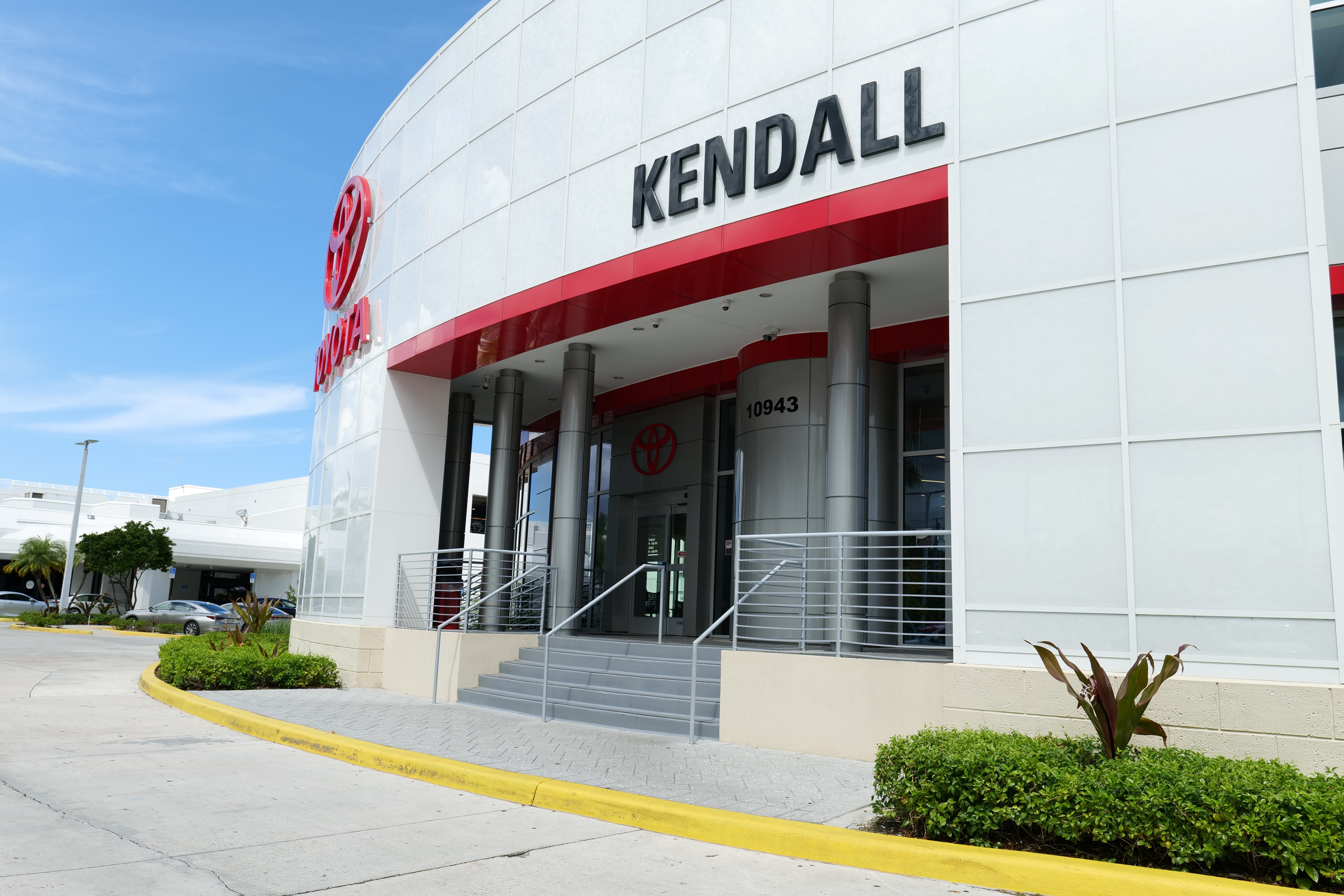 Image 5 | Kendall Toyota
