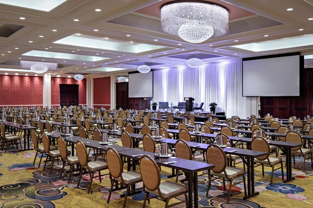 Images Amway Grand Plaza, Curio Collection by Hilton