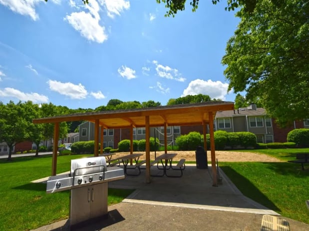 Images Chestnut Ridge Apartments