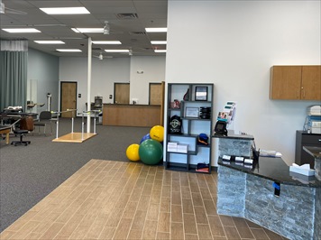 Images Select Physical Therapy - Hendersonville