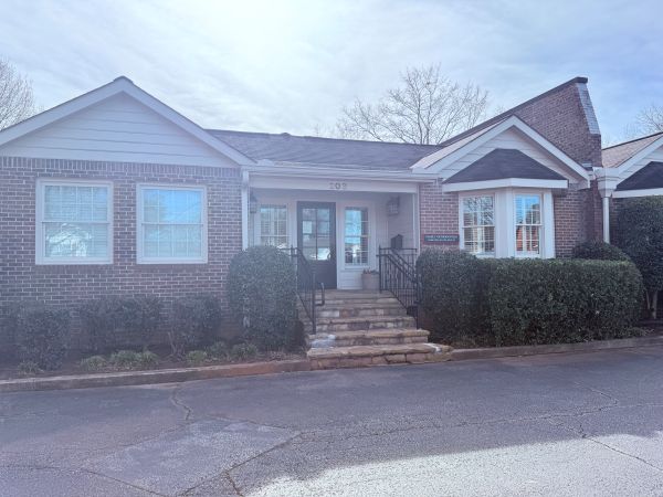 Family Orthodontics - Cumming Image