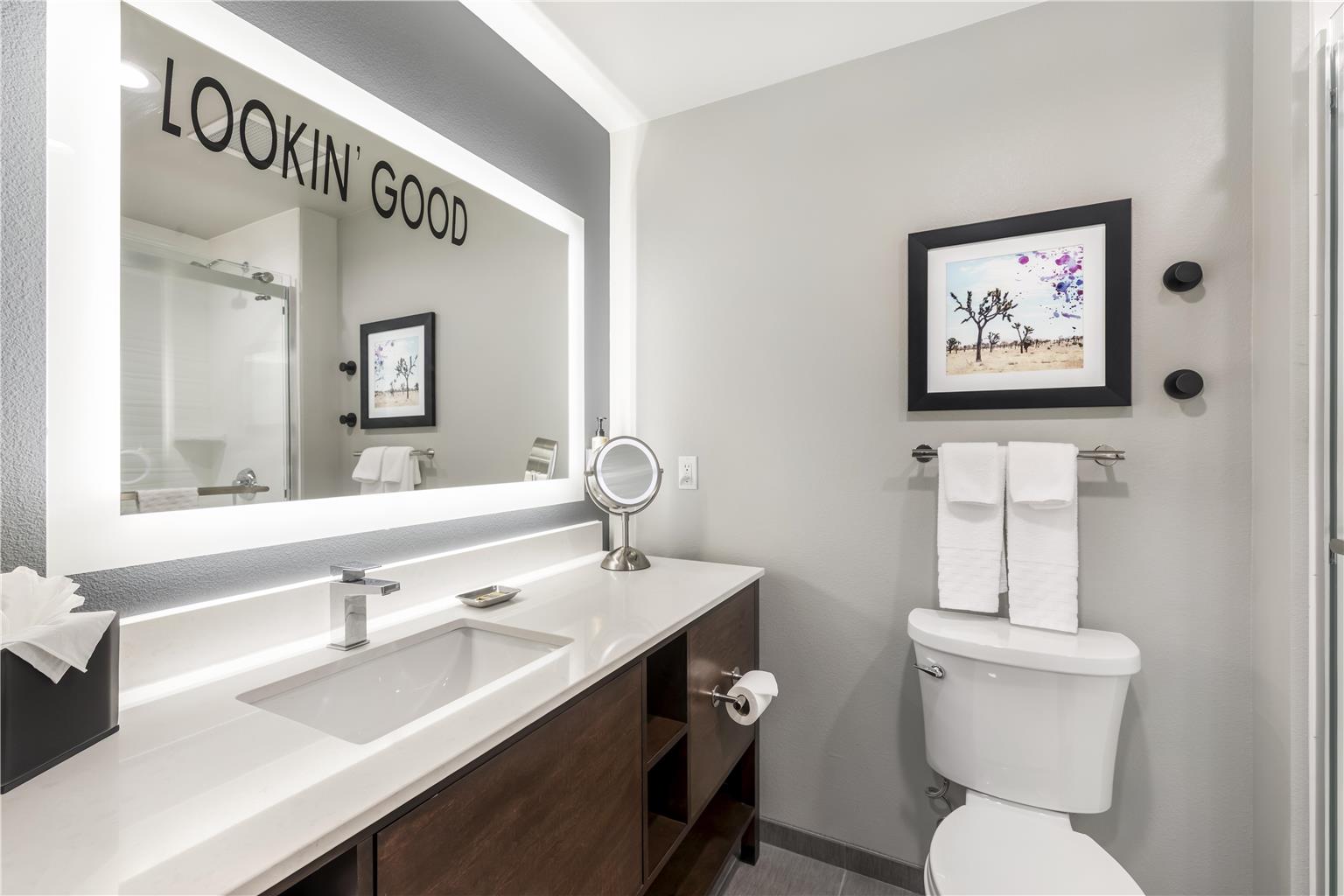 King Guest bathroom