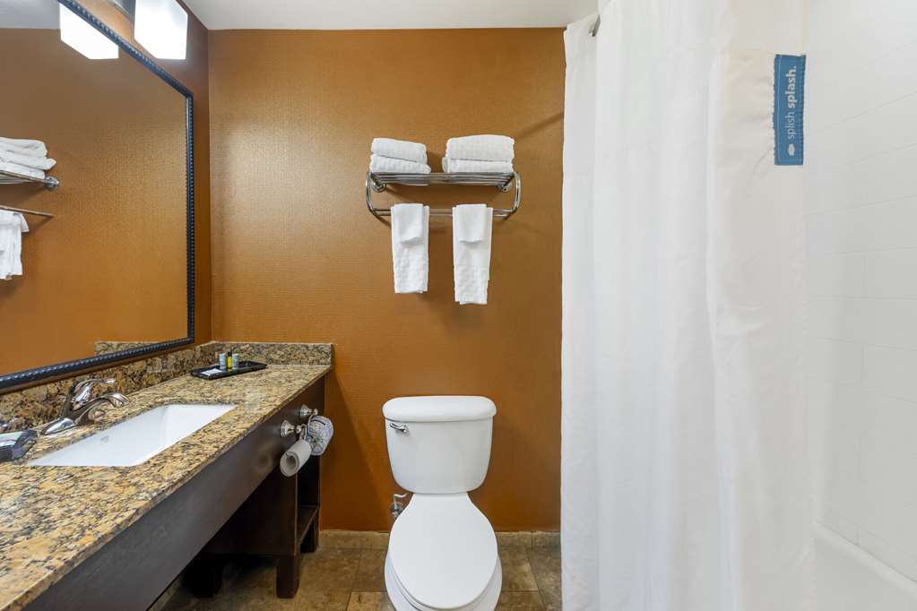 Double Queen Room