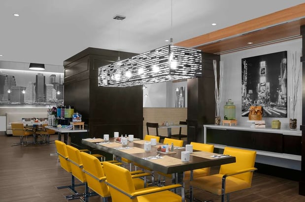 Images Hilton Garden Inn New York/Times Square Central