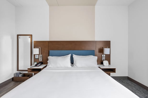 Images Even Hotel Manchester Airport by IHG