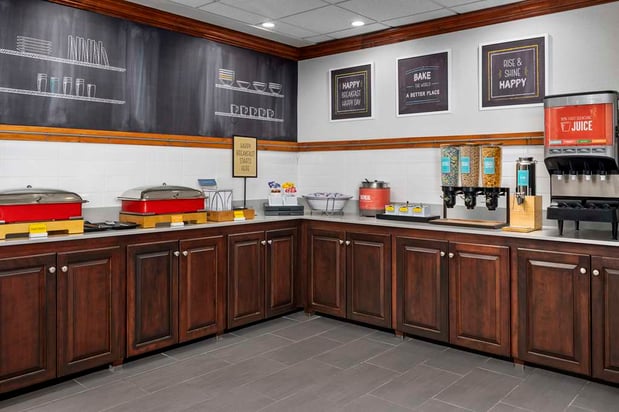 Images Hampton Inn & Suites Lake Mary At Colonial Townpark