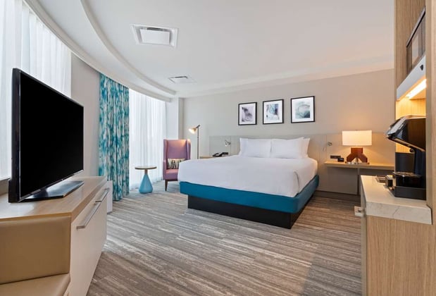 Images Hilton Garden Inn Boston Brookline