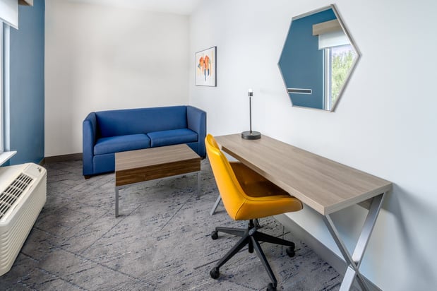 Images Holiday Inn Express & Suites Denver North - Thornton by IHG