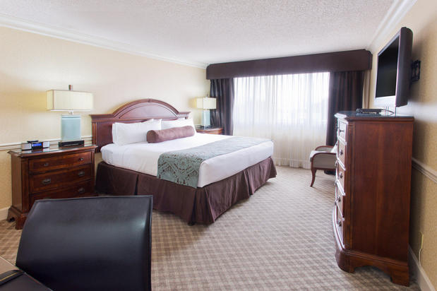 Images Crowne Plaza Portland-Downtown Conv Ctr by IHG