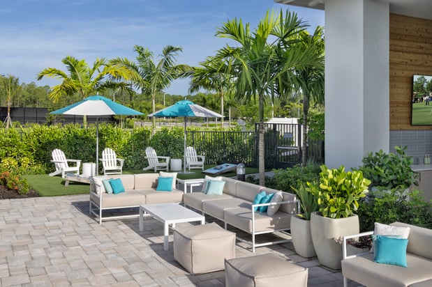 Images Everly Apartments