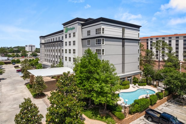 Images Holiday Inn Baton Rouge College Drive I-10 by IHG
