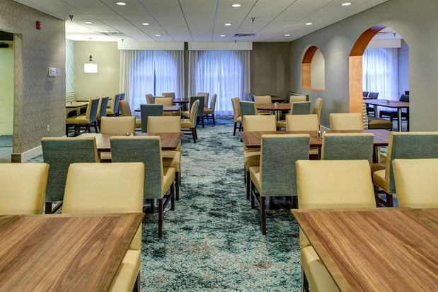 Images Embassy Suites by Hilton Williamsburg