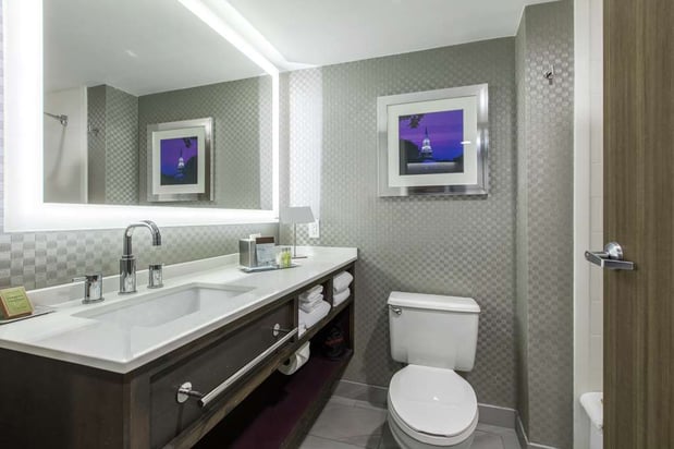 Images DoubleTree by Hilton Hotel Winston Salem - University