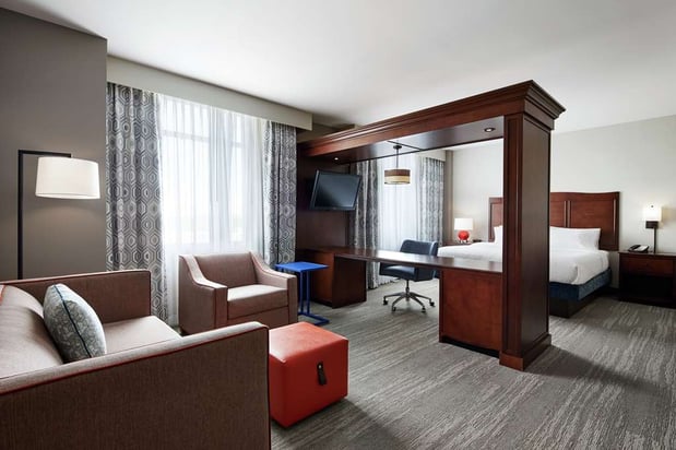 Images Hampton Inn & Suites Chicago/Mt. Prospect