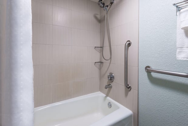 Images Holiday Inn Express & Suites Ft. Lauderdale-Plantation by IHG