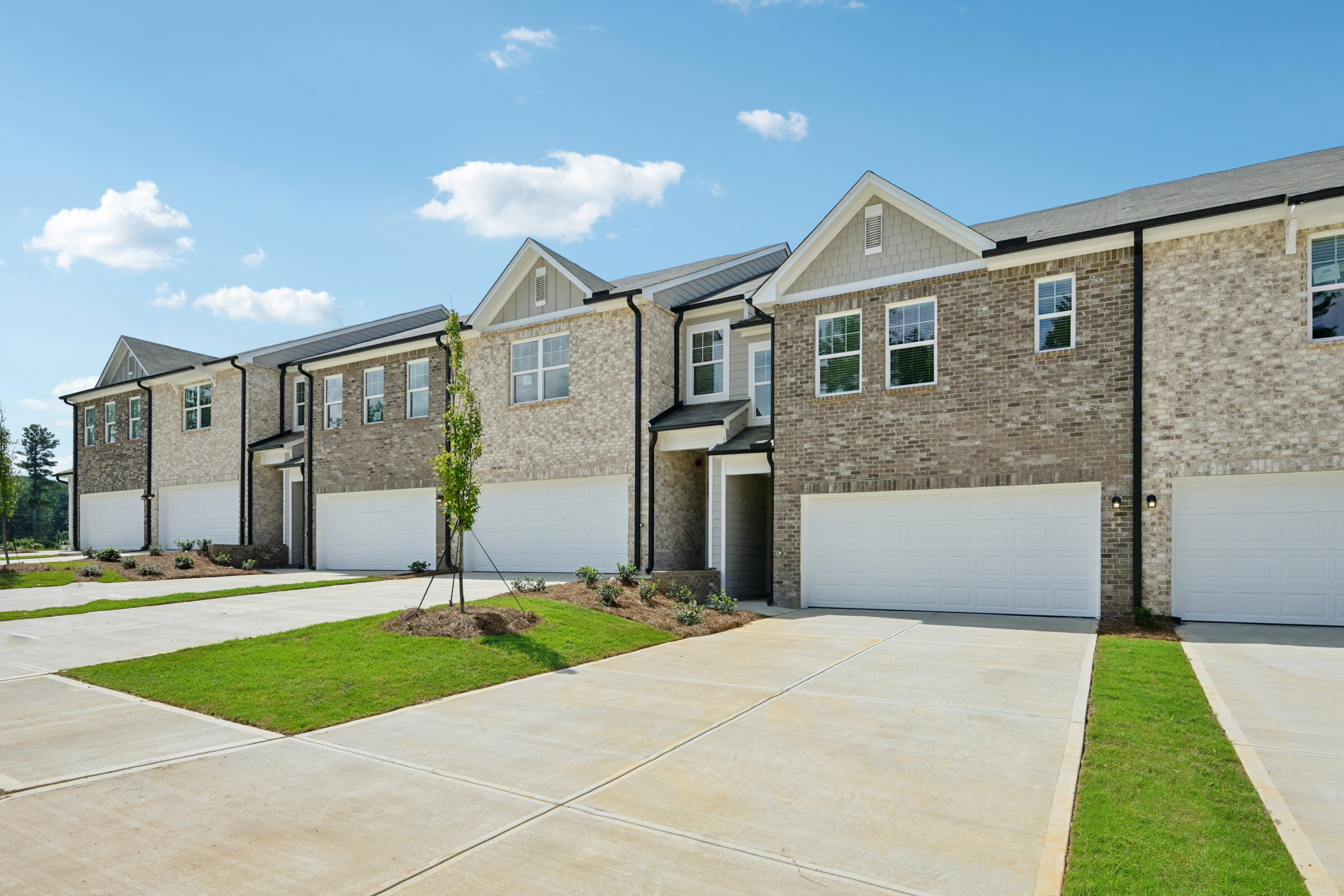 Kendall Grove Townhomes by Starlight Homes