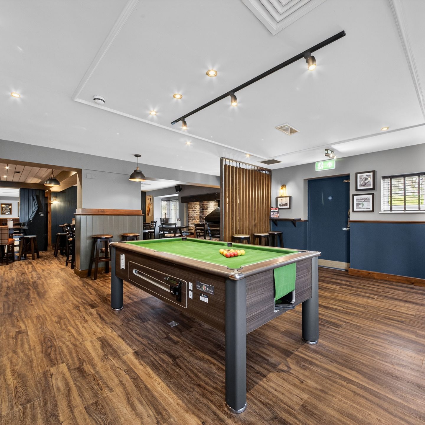 The Maple Tree, Doncaster pool table