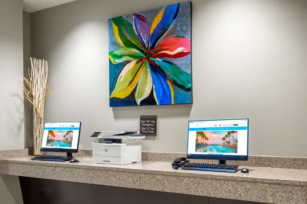 Images Hilton Garden Inn  Asheville Downtown