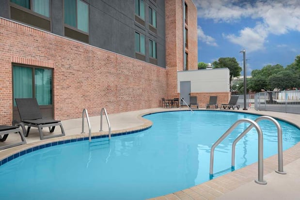 Images Spark by Hilton San Antonio Airport