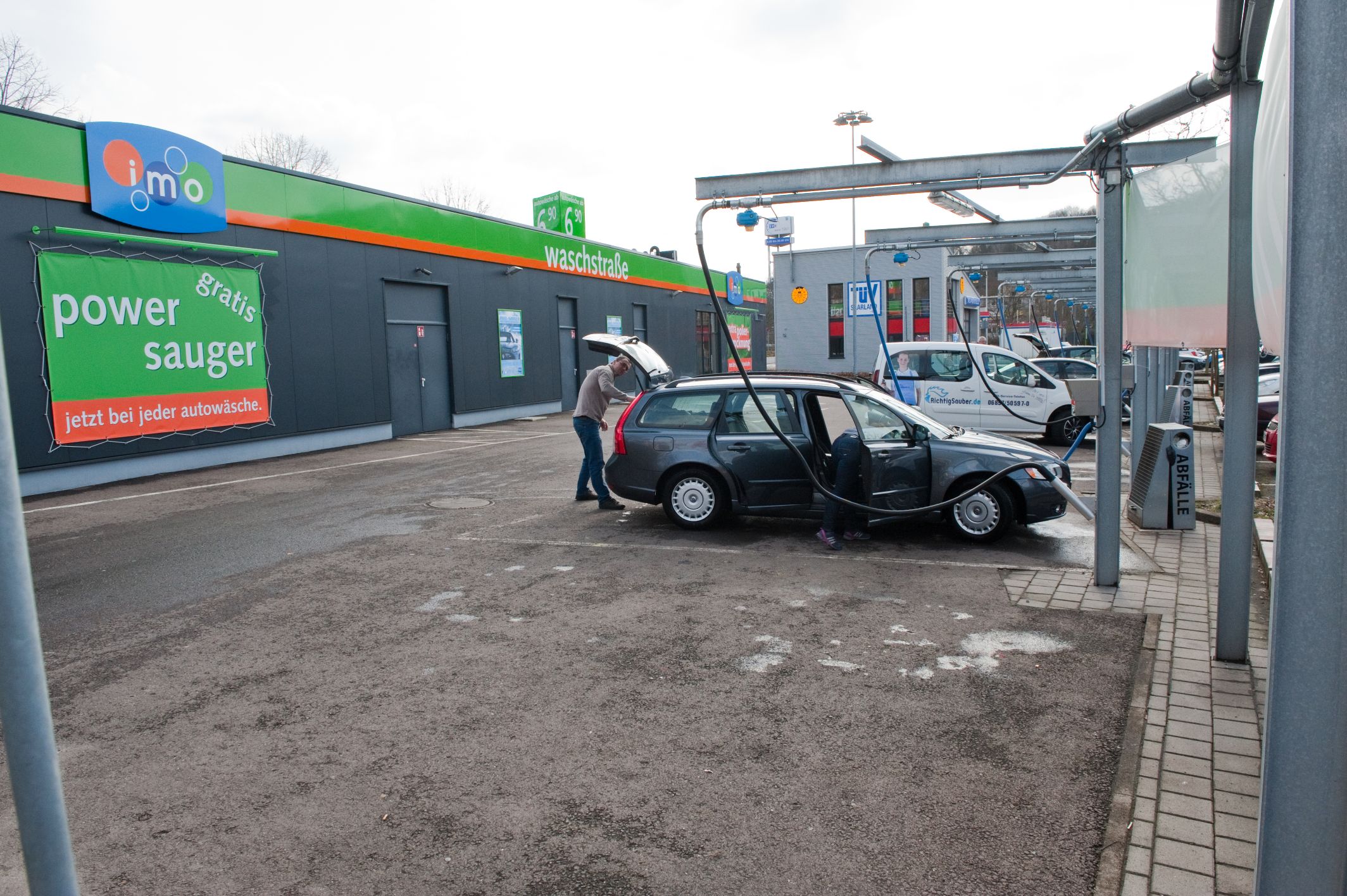 IMO Car Wash, Breslauer Str. 1 a in Saarbrücken