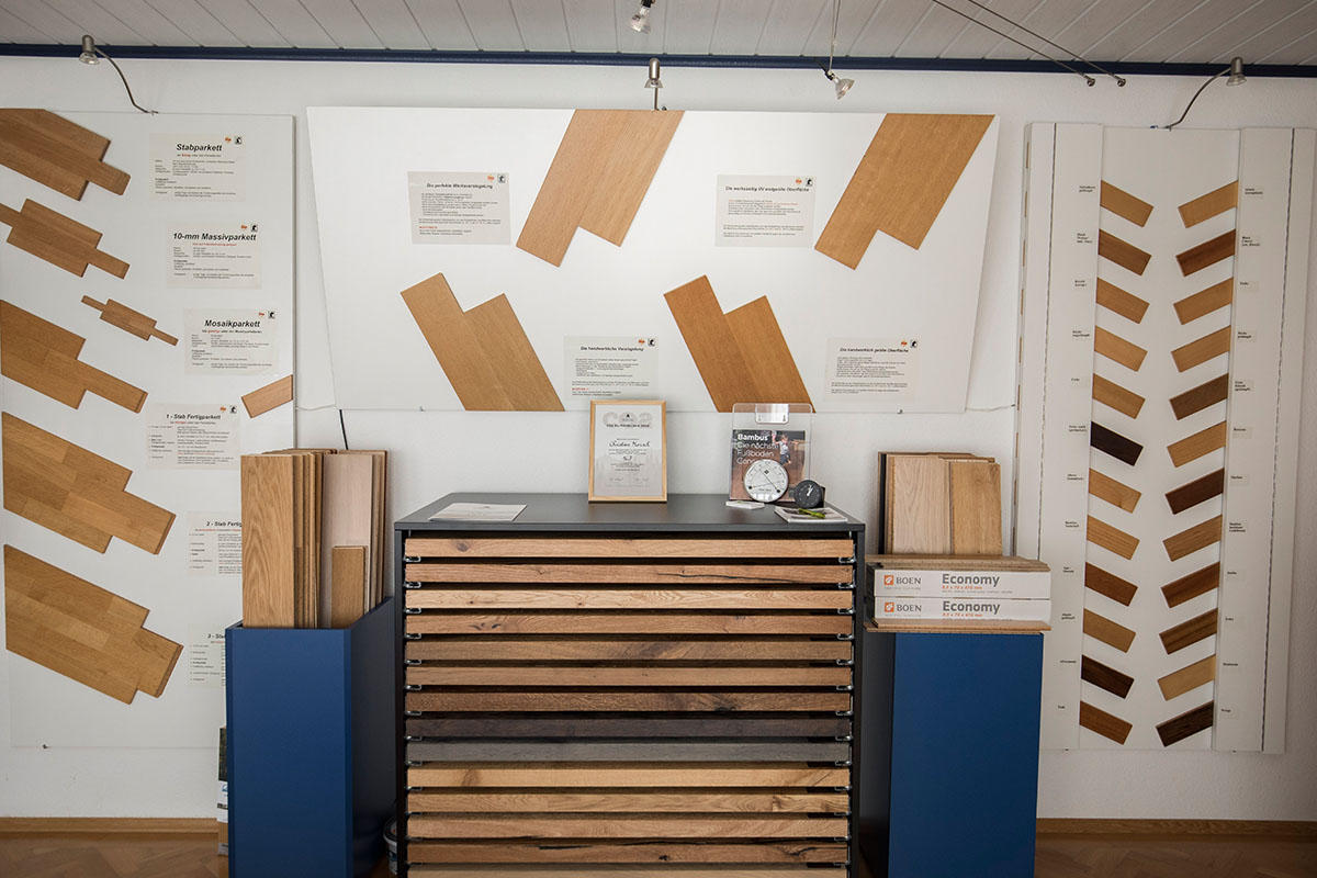 Parkettlegermeister Christian Mensch, Laaberstraße 3 in Regensburg