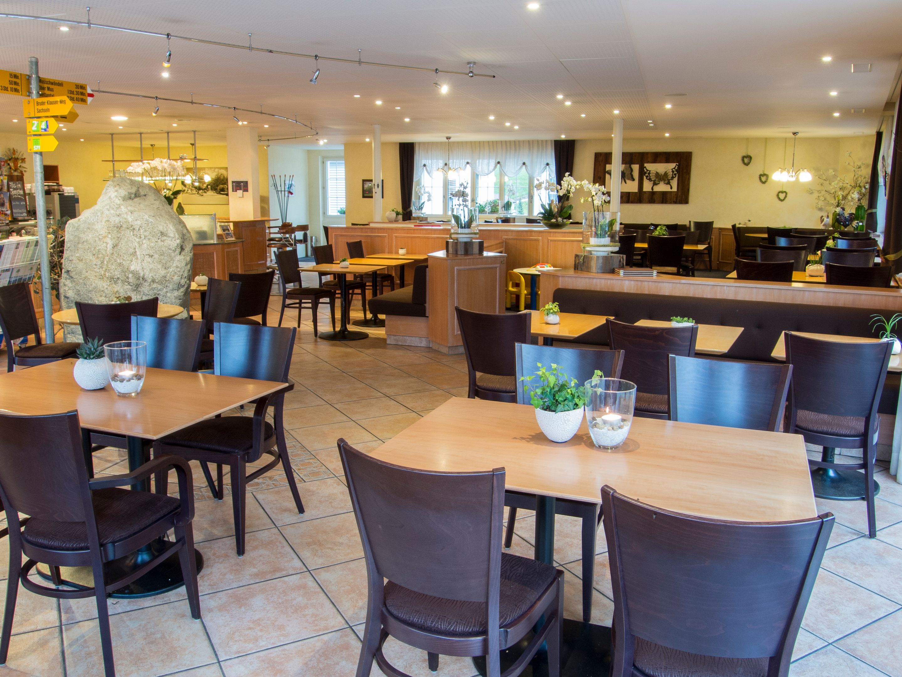 Bilder Café & Restaurant zumStein & Bäckerei