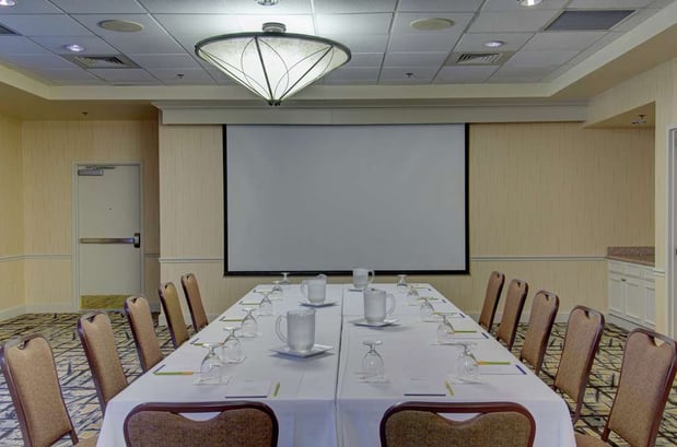 Images Hilton Garden Inn Norwalk
