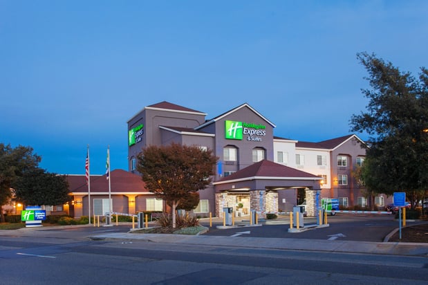 Images Holiday Inn Express & Suites Oakland-Airport by IHG