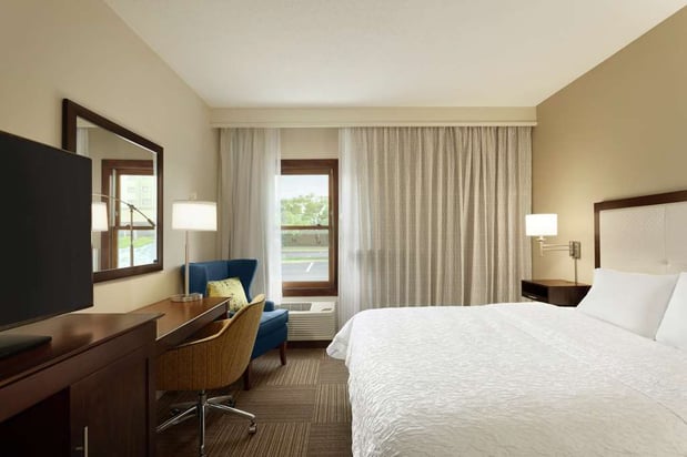 Images Hampton Inn & Suites Springdale