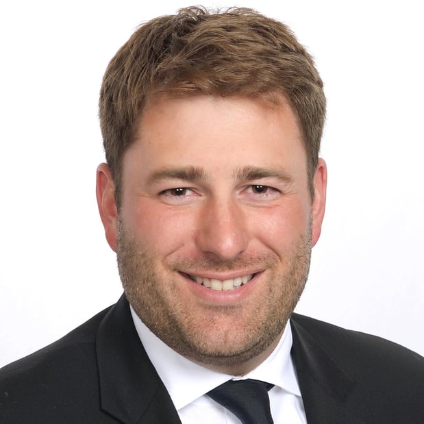 Images Edward Jones - Financial Advisor: Alec R Lothert