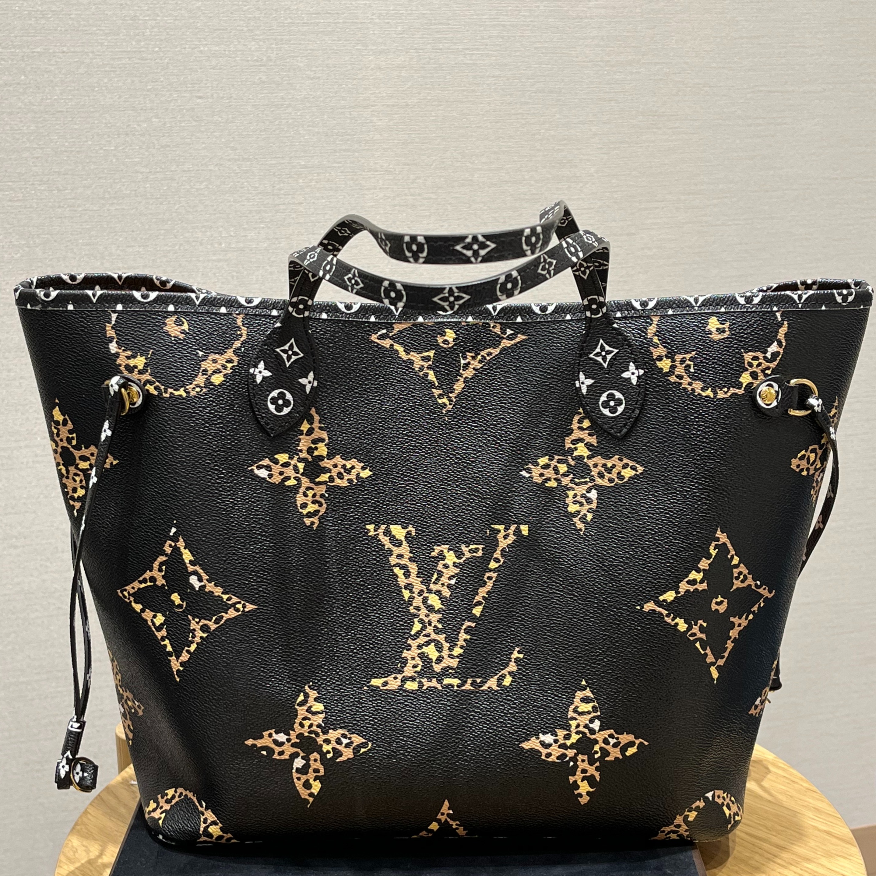 Images KOMEHYO（コメ兵）買取センターミュープラット金山