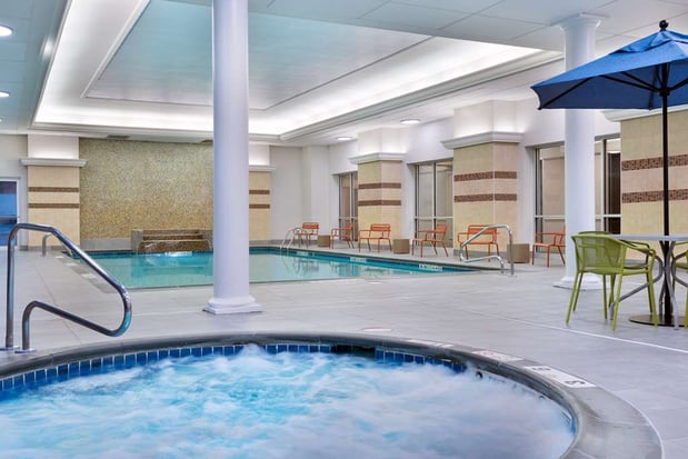 Images Hampton Inn & Suites Buffalo Downtown