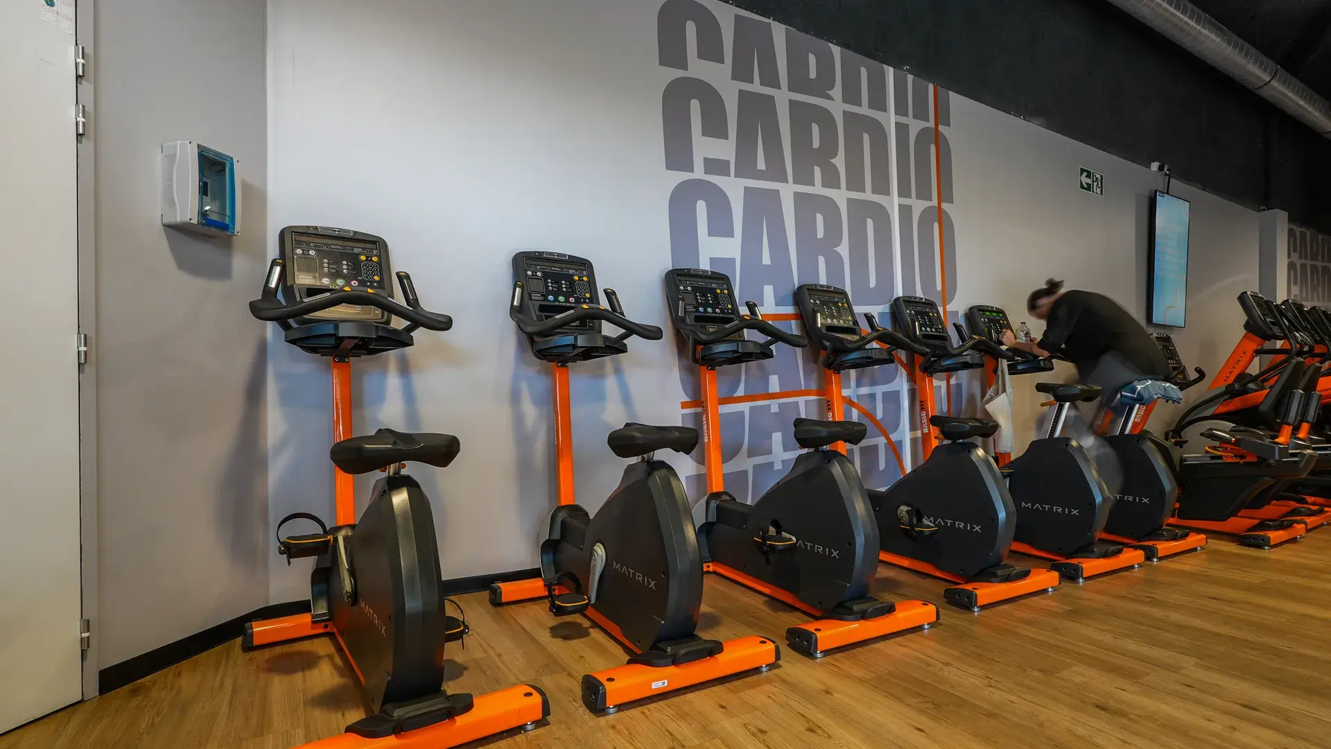 Images Basic-Fit 24/7