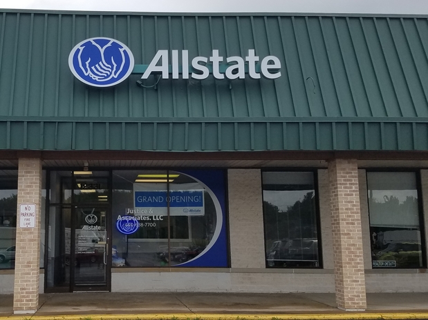 Images Jason Lewis: Allstate Insurance
