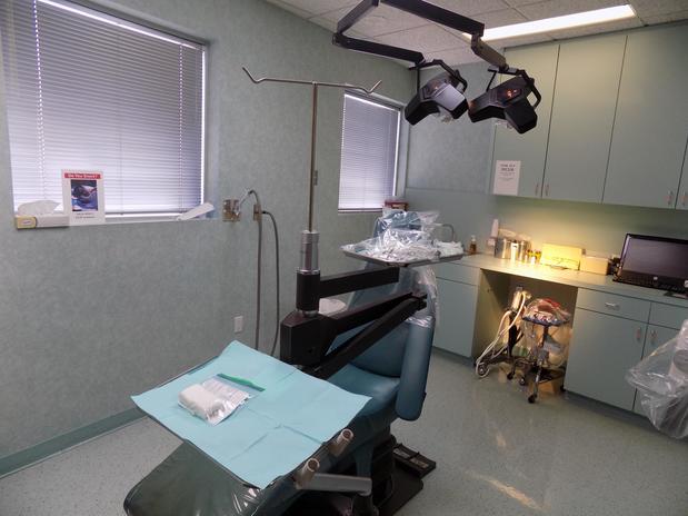 Images Oral Facial Reconstruction and Implant Center - Aventura