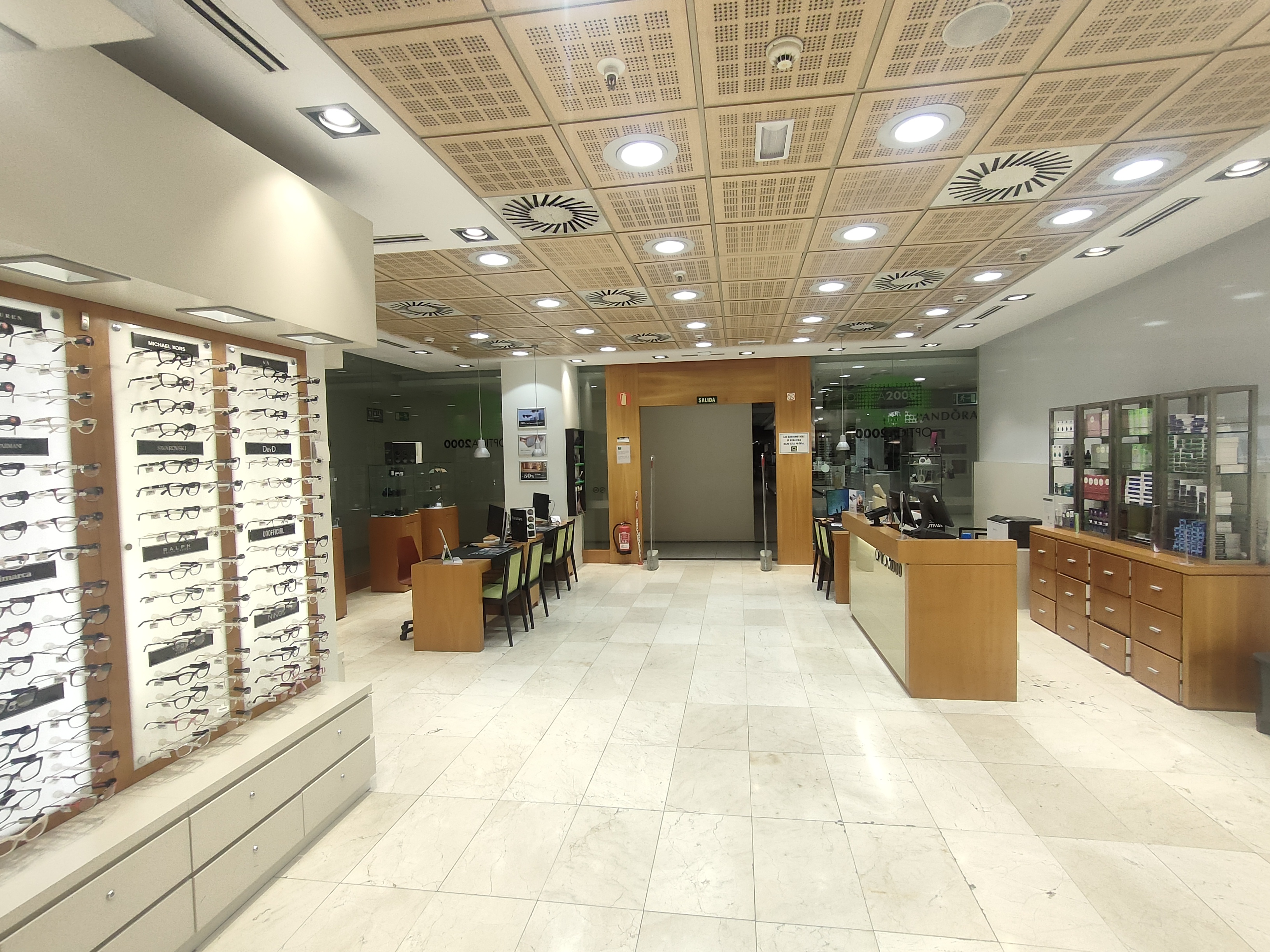 Images Optica2000 El Corte Inglés Sevilla Este