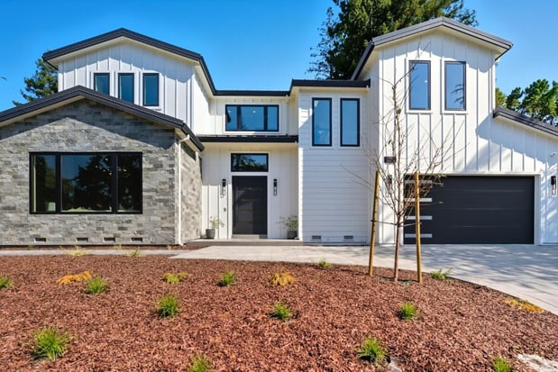 Images Nancy Soliz, Realtor