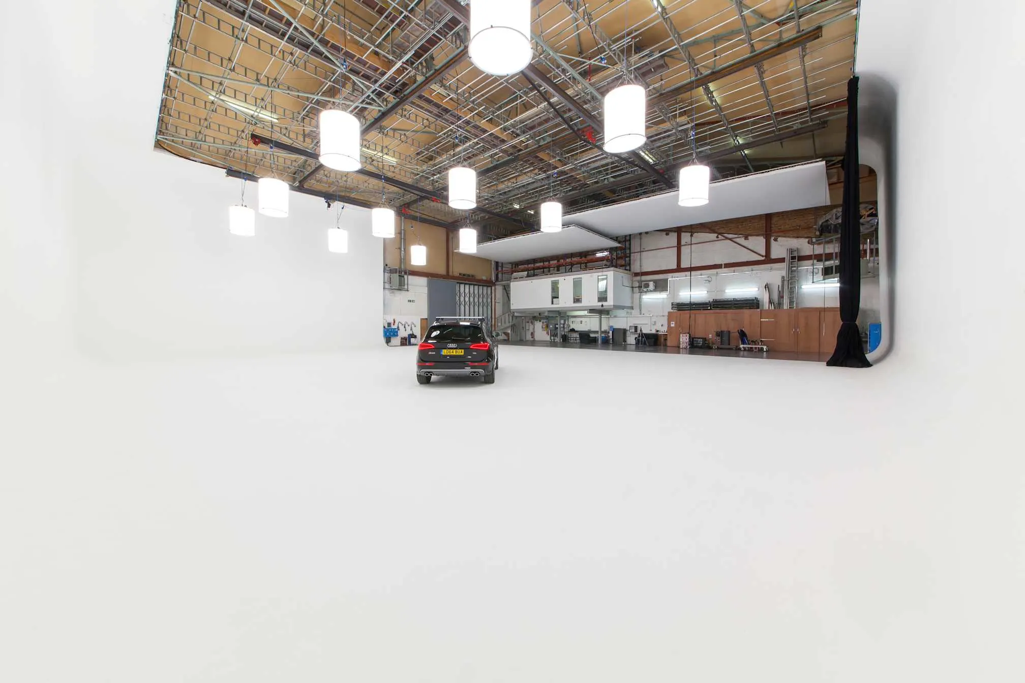 Images Malcolm Ryan Studios