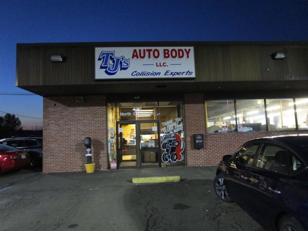Images TJ's Auto Body LLC