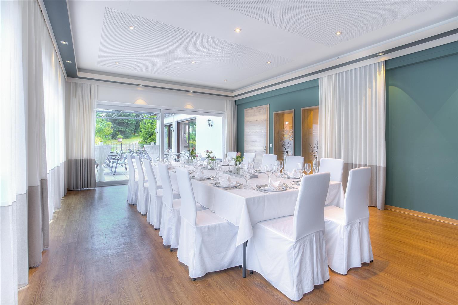 Best Western Hotel Brunnenhof, Hauptstrasse 231 in Weibersbrunn