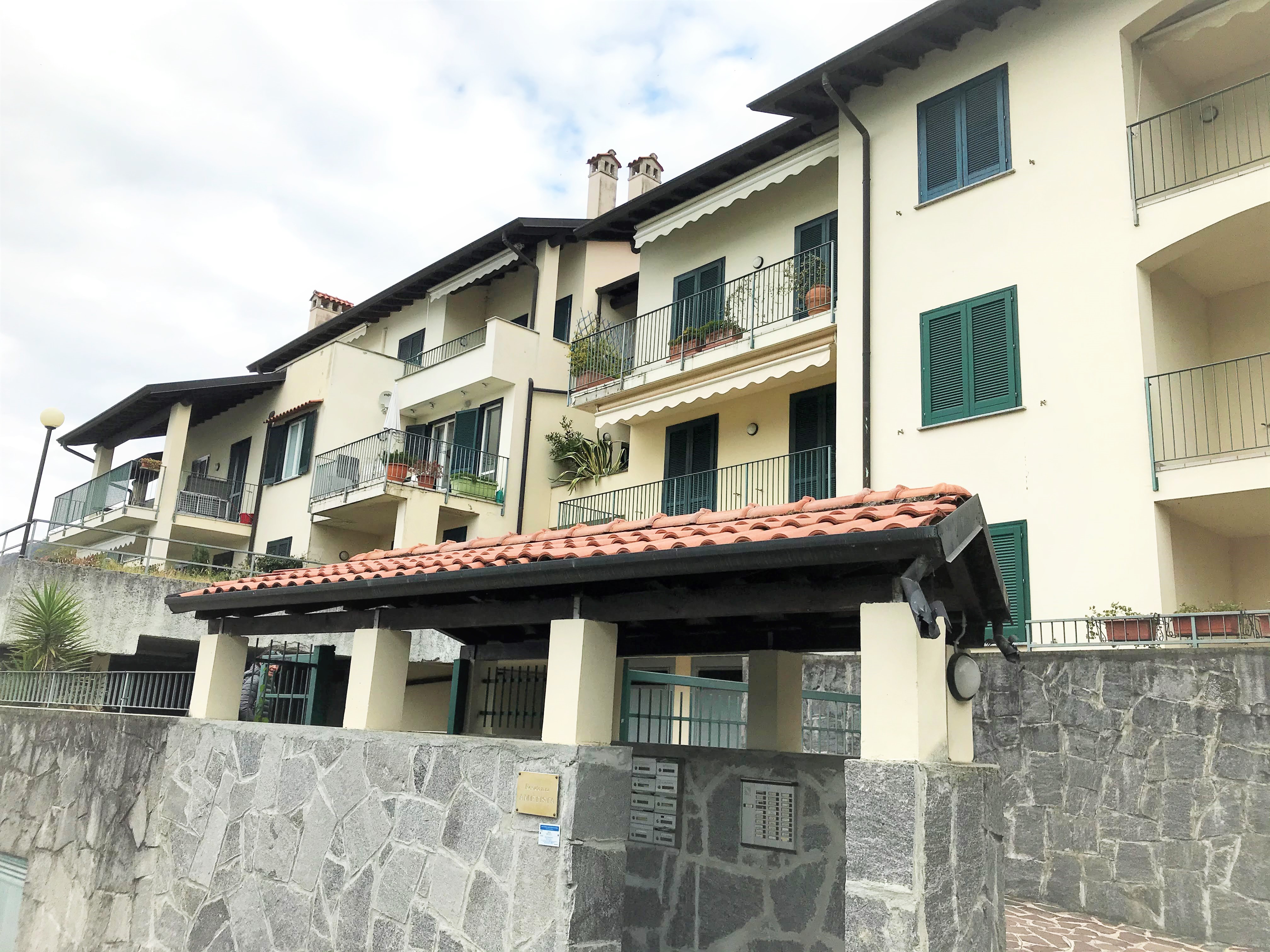 Images Lario Immobili SRL