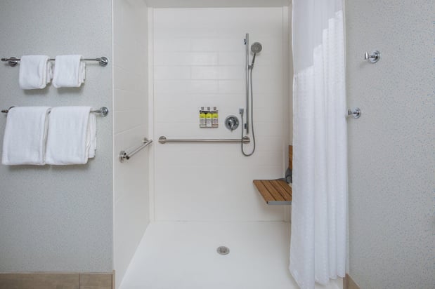 Images Holiday Inn Express & Suites Chico by IHG